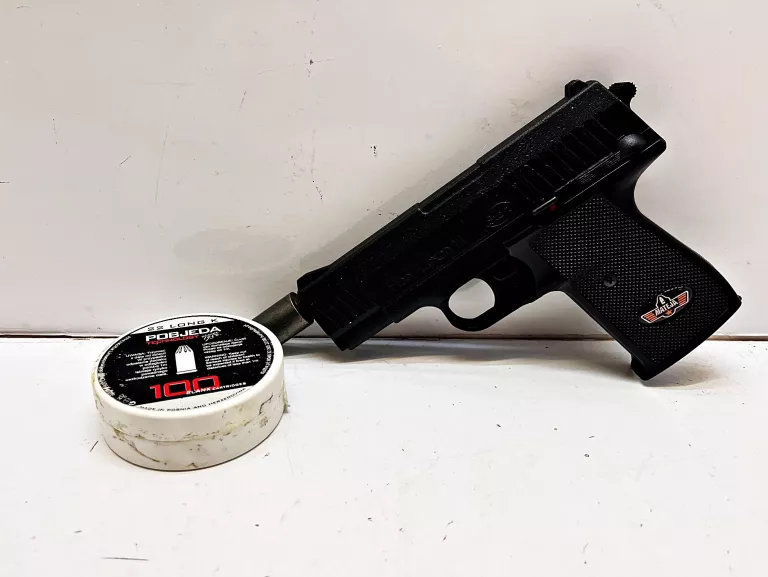 PISTOLET HUKOWY LEXON 11 + AMUNICJA