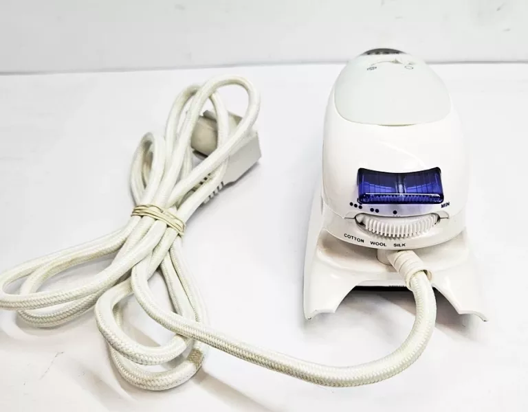 ŻELAZKO TURYSTYCZNE PHILIPS GC 651