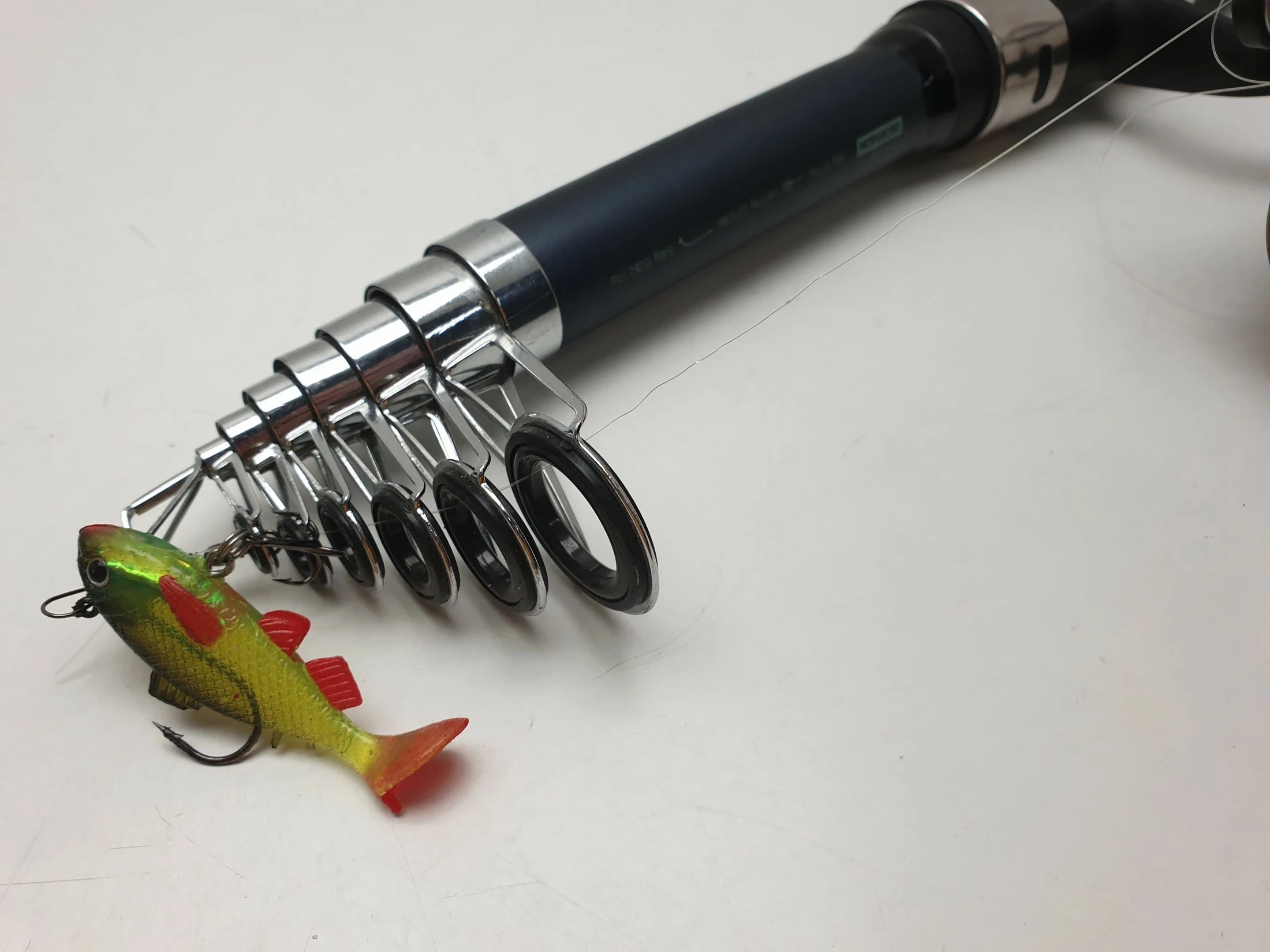 wedka-caperlan-ufish-z-kolowrotkiem-35-decathlon-model-ufish