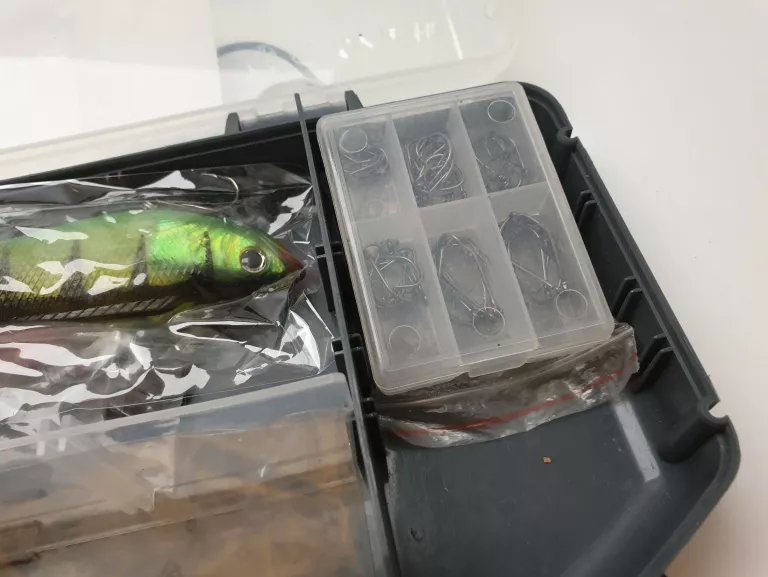 wedka-caperlan-ufish-z-kolowrotkiem-35-decathlon-liczba-elementow-w-zestawie-3