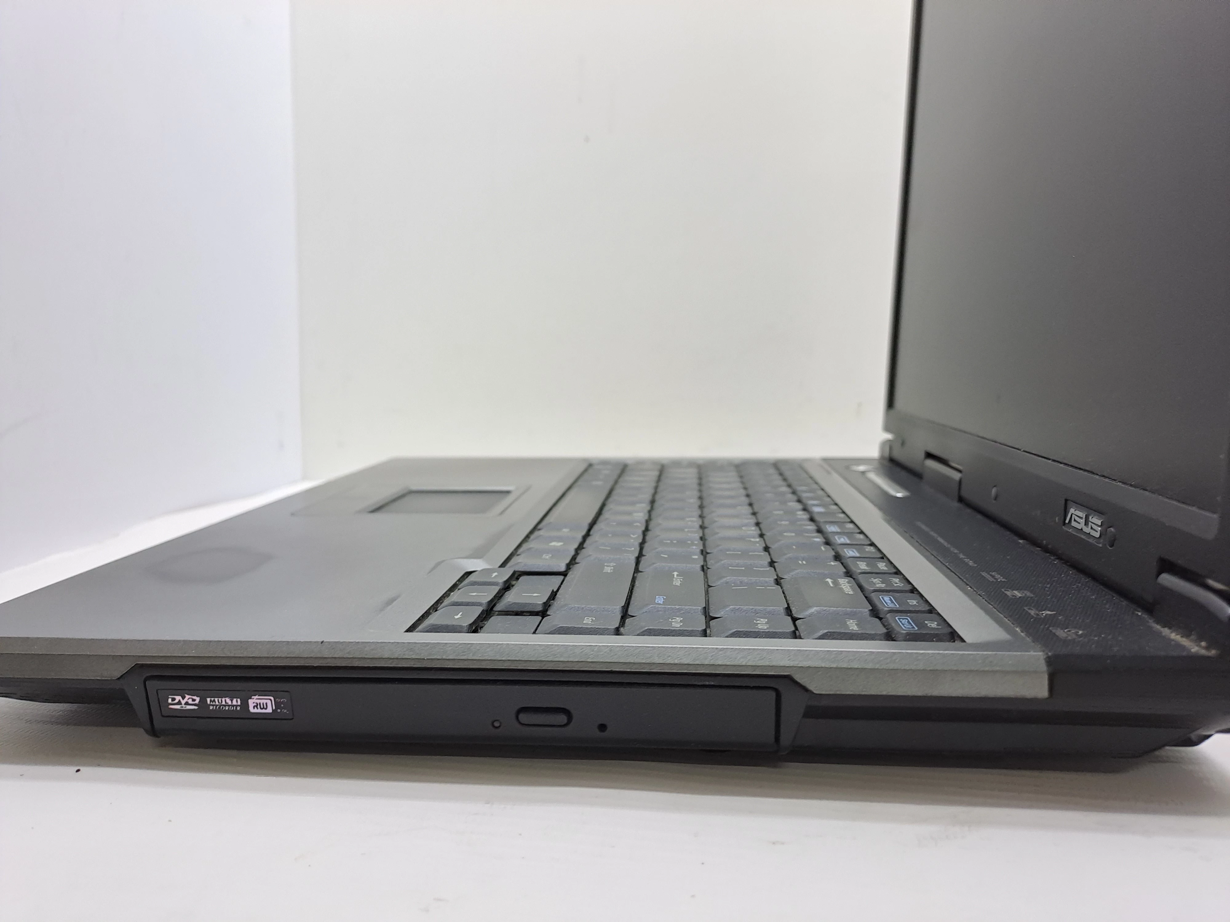 laptop-asus-a3hf-lad-rozdzielczosc-px-4474-492685