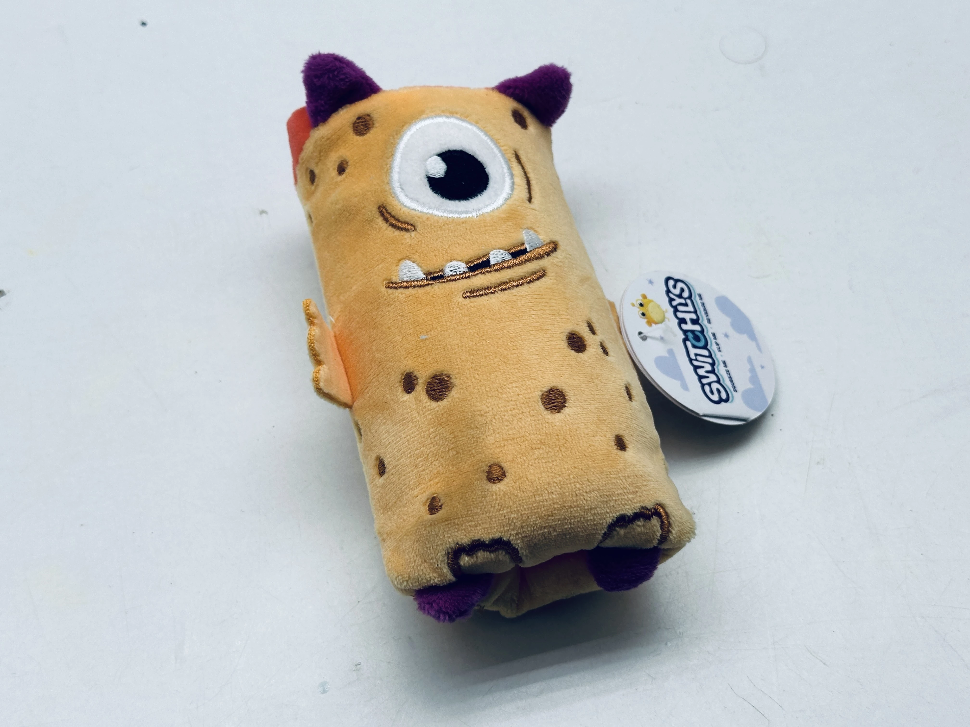 maskotka-switchlys-jednosci-narodowej-45-sj-wroclaw