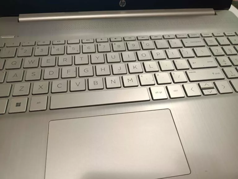 LAPTOP HP 15S-EQ2202NW