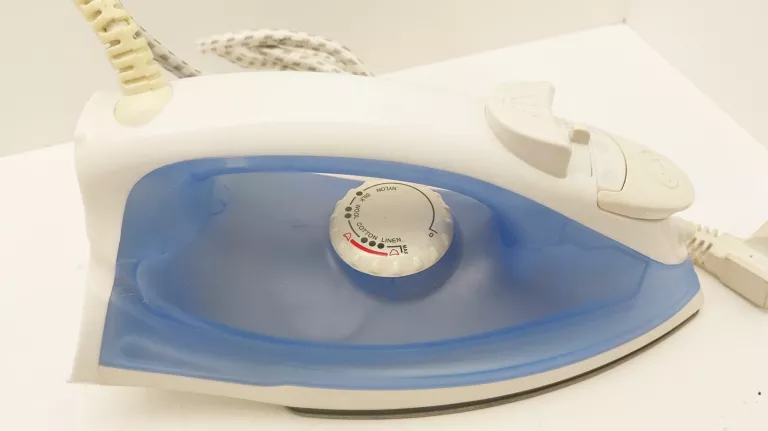 ŻELAZKO RICCO 1200 W