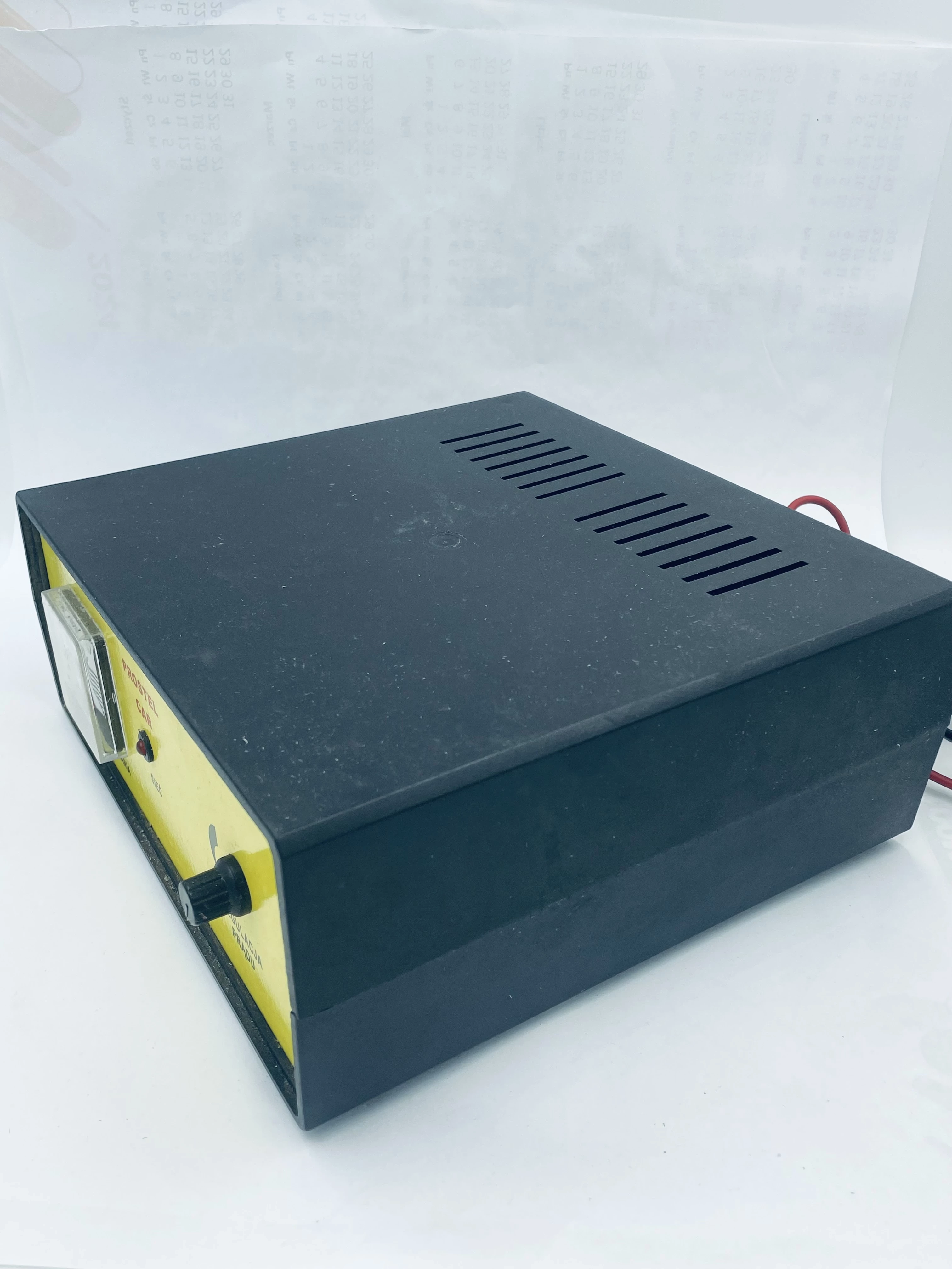 prostownik-15a-12v-prostel-car-z-regulacja-polski-natezenie-maksymalne-15