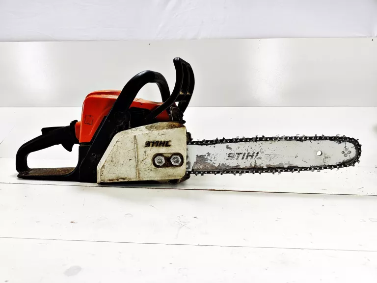 swietna-pila-spalinowa-stihl-ms-180-pilarka-19km-uzywana-okazja-plac-3-maja-6-sj-luban-kamp