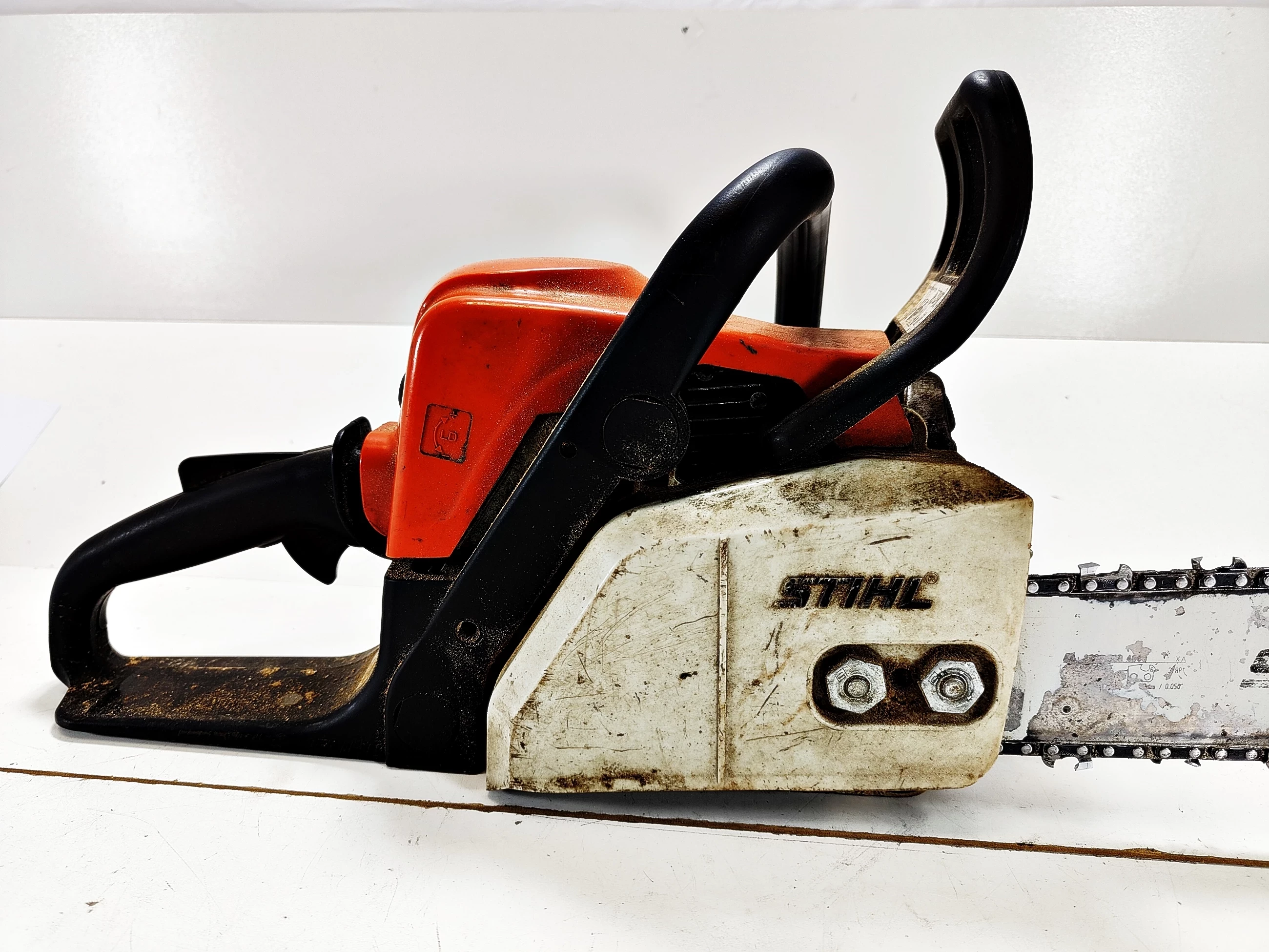 swietna-pila-spalinowa-stihl-ms-180-pilarka-19km-uzywana-okazja-stan-uzywany