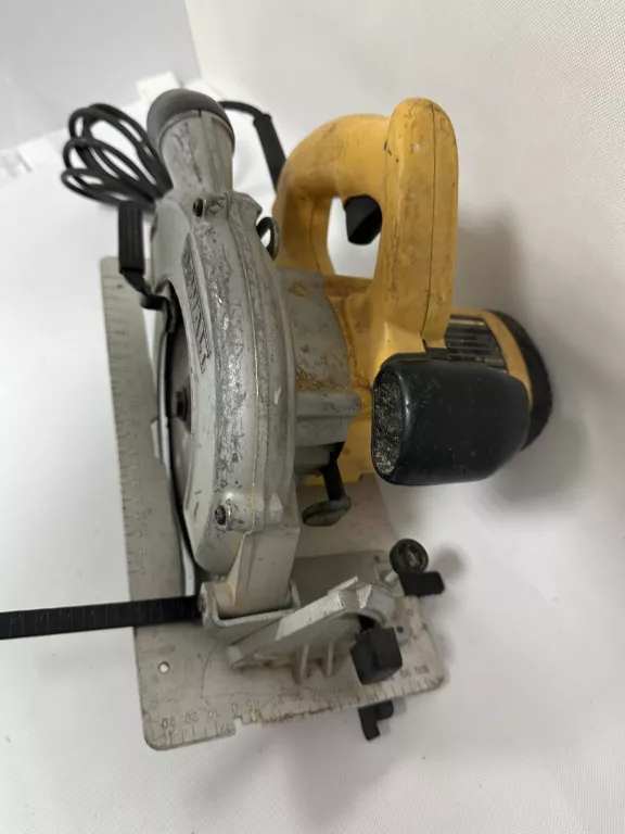 pila-tarczowa-dewalt-d23550-qs-stan-uzywany