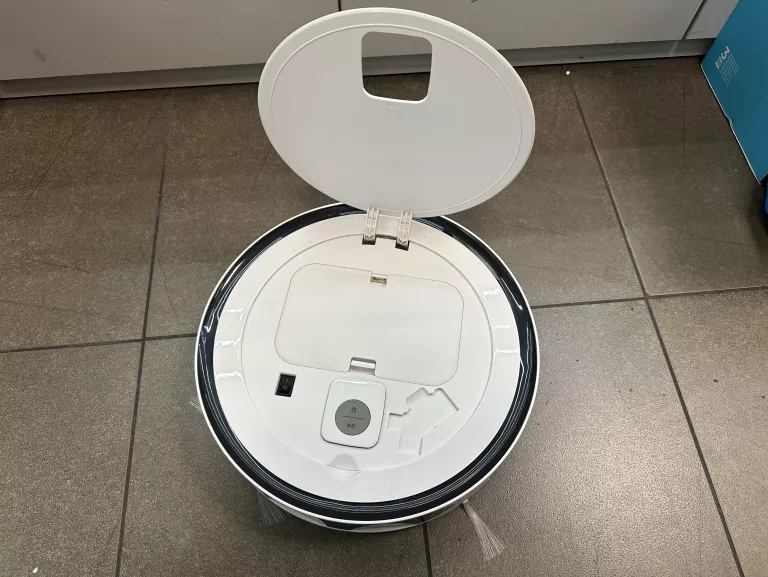 ROBOT SPRZĄTAJĄCY MEDION MD 18861 BIAŁY