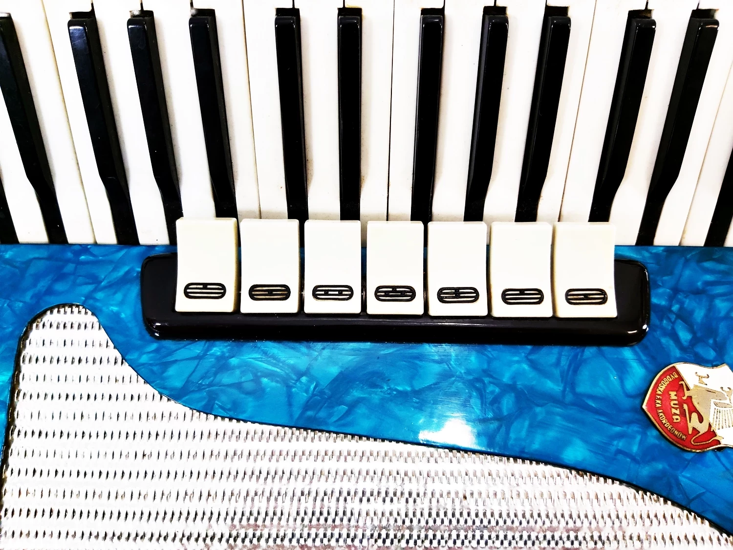 akordeon-muza-80-basow-1967r-marka-muza