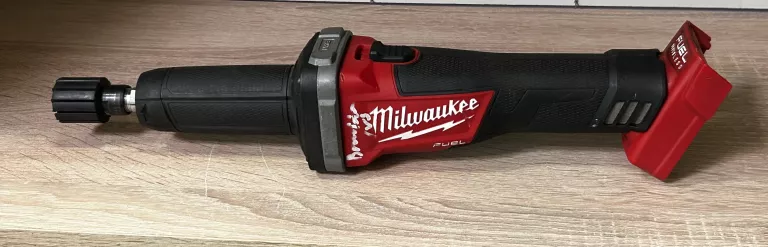 SZLIFIERKA WIELOFUNKCYJNA PROSTA MILWAUKEE M18 FDG