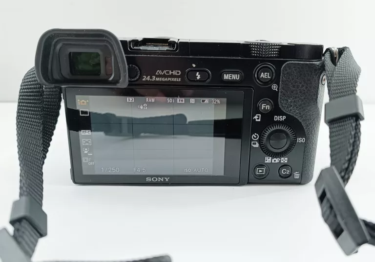 APARAT SONY ALPHA 6000 ILCE-6000L