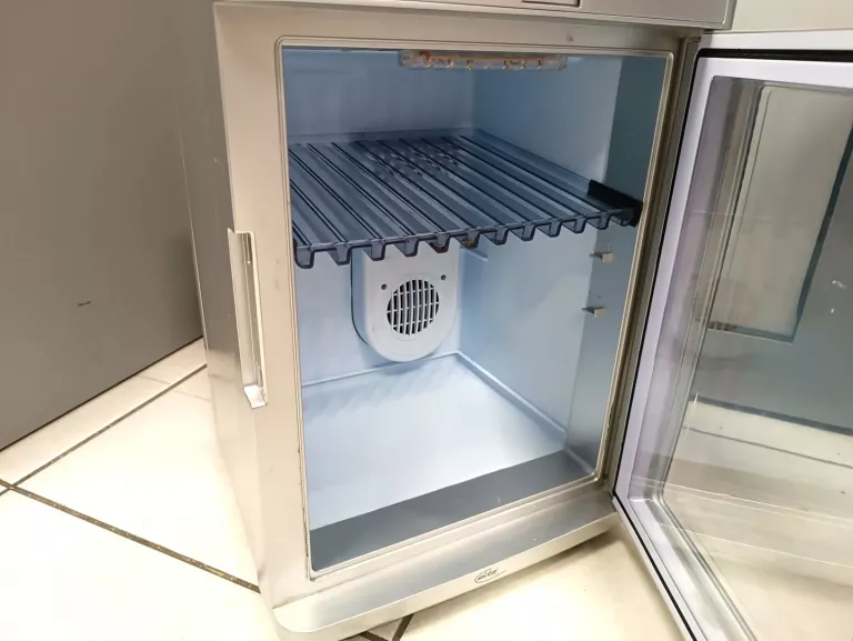 mini-lodowka-termoelektryczna-elta-cb-2008-s-rodzaj-jednodrzwiowa