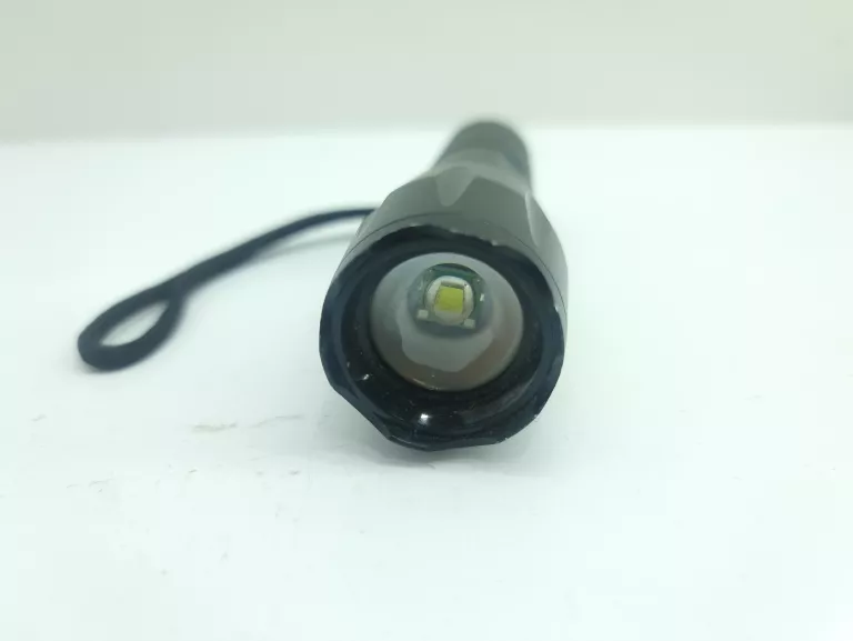 latarka-brillante-torcia-led-x-balog-bl-1831-t6-marka-x-balog