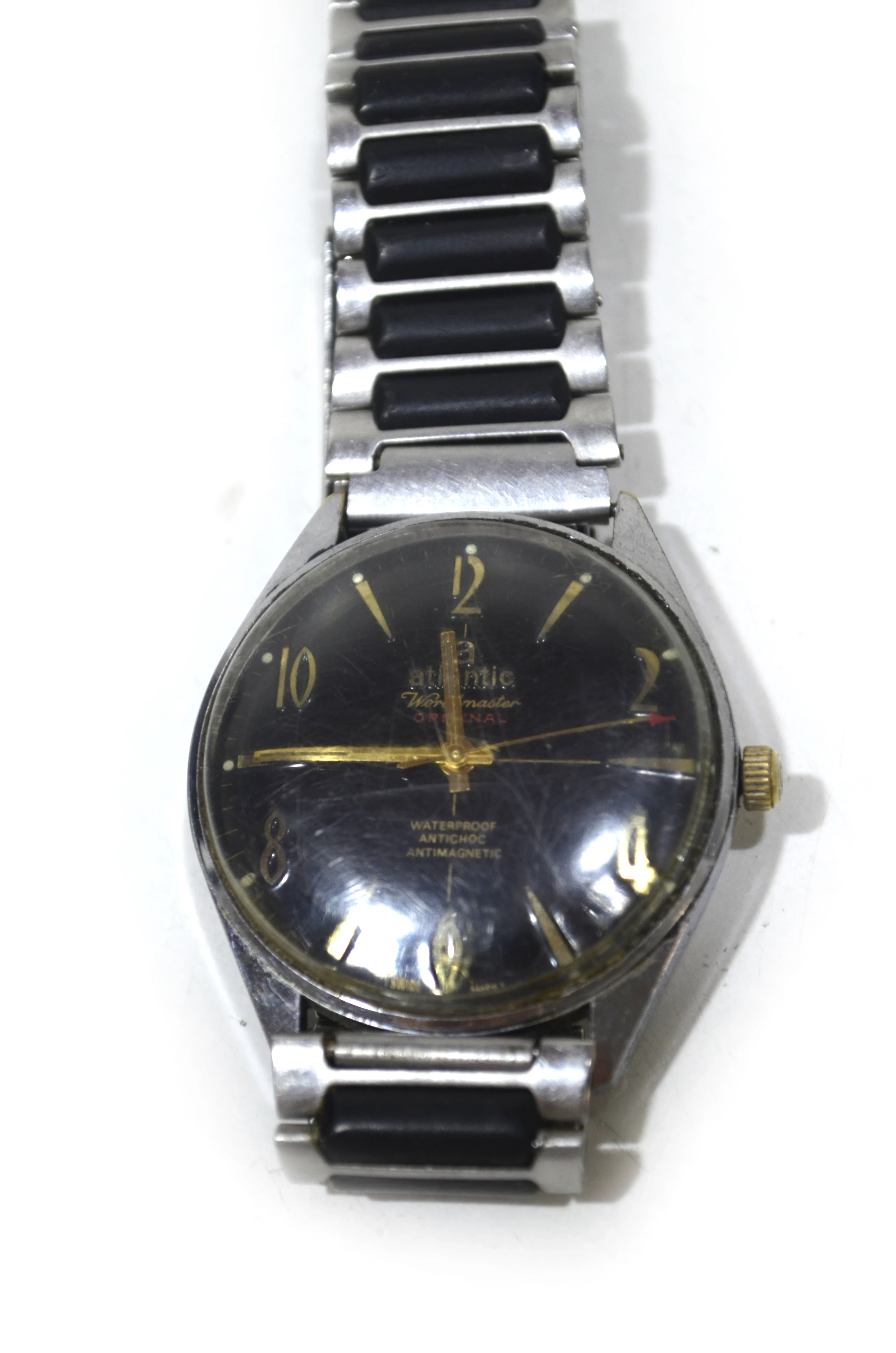 atlantic-worldmaster-bransoleta-czarna-tarcza-rysy-funkcje-brak