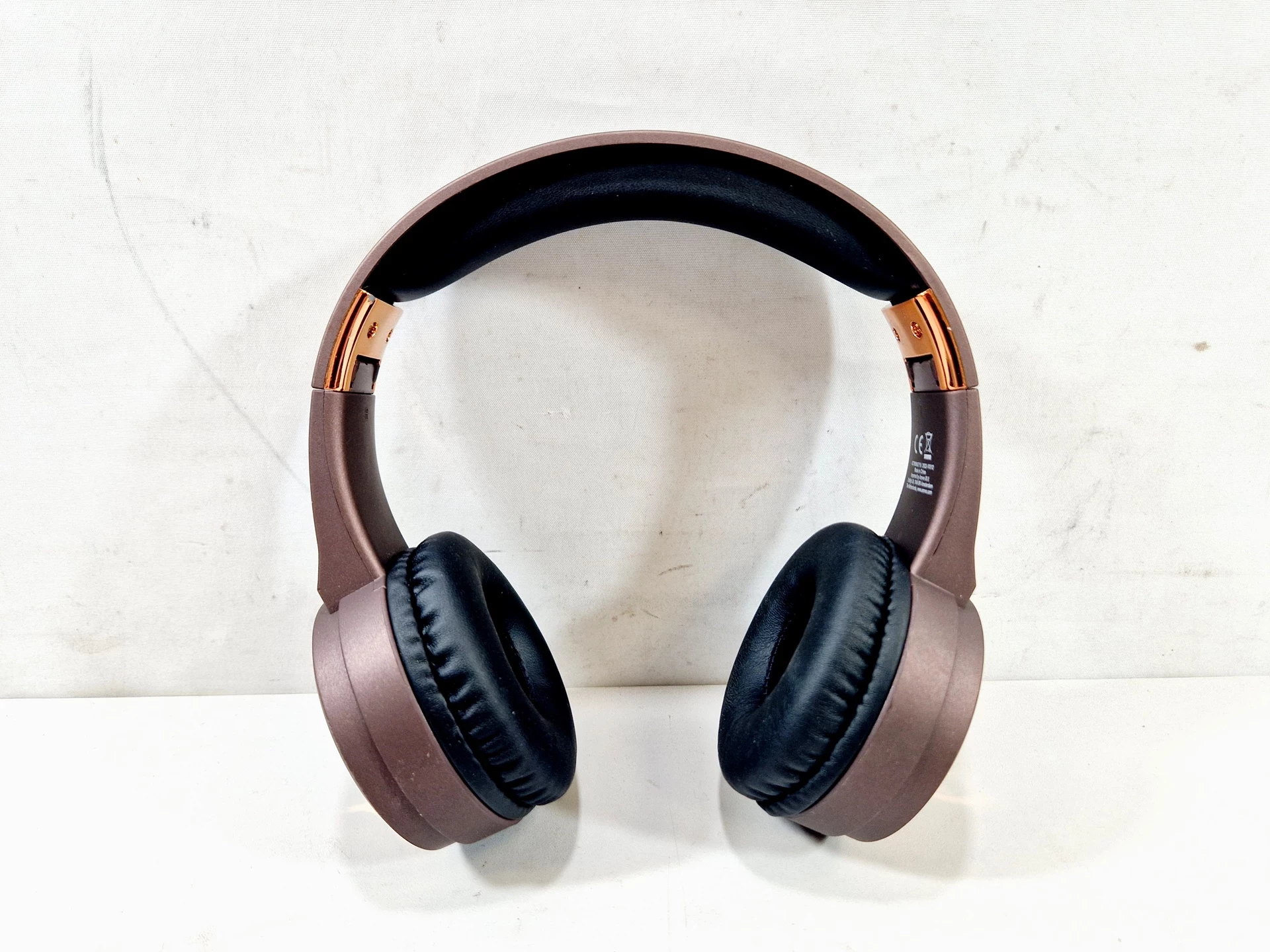 sluchawki-nauszne-bezprzewodowe-roseland-rh-900-brazowe-stan-uzywany