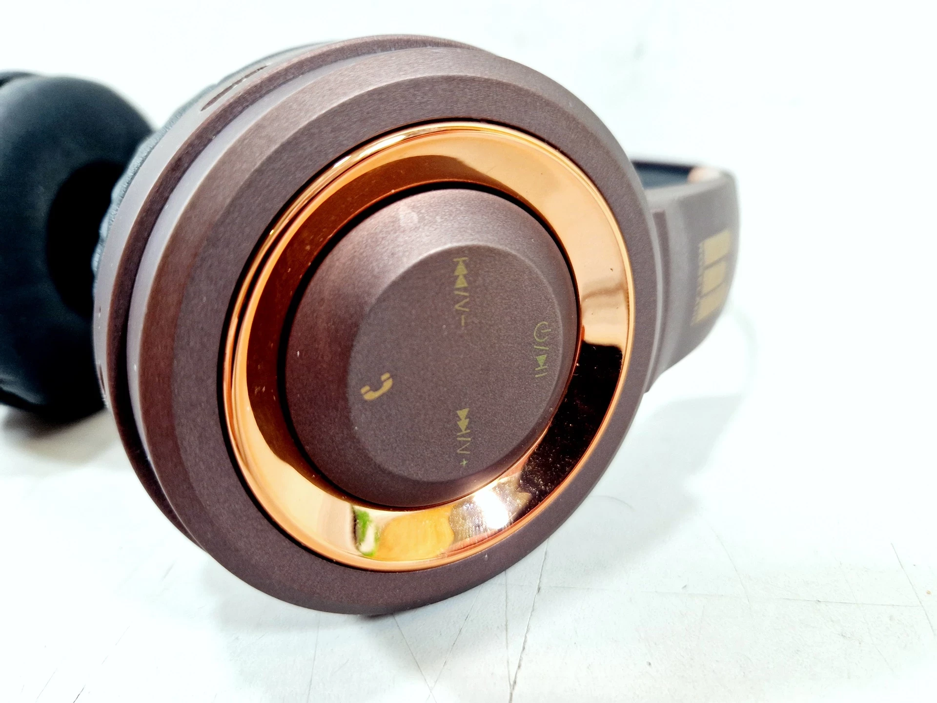 sluchawki-nauszne-bezprzewodowe-roseland-rh-900-brazowe-kazimierza-wielkiego-12-miedzyrzecz-fitum