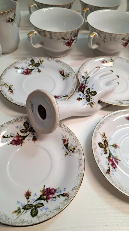 PORCELANA ZESTAW CHODZIEŻ IWONA