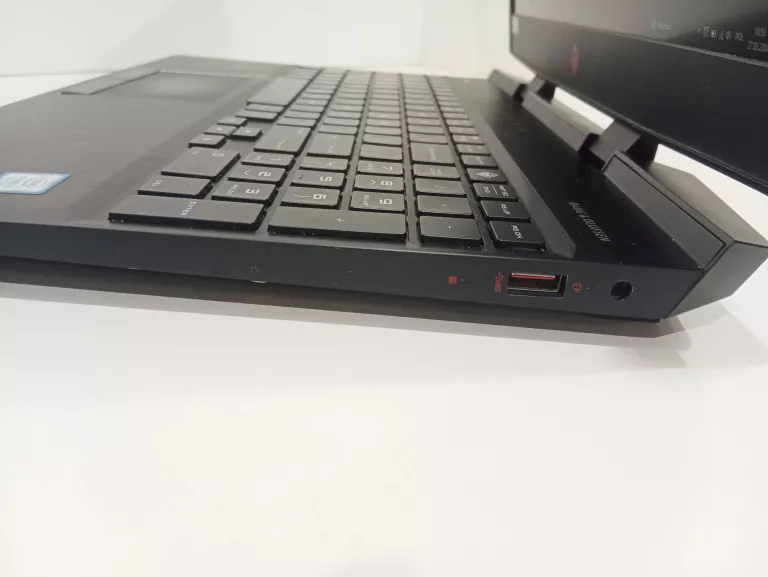LAPTOP HP OMEN 15-DC1065NW 24GB/256GB SSD/1T HDD
