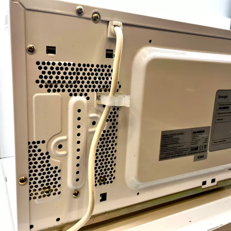 mikrofalowka-alaska-mw1000-kolor-dominujacy-bialy