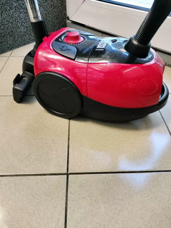 odkurzacz-zanussi-1600w-moc-1600