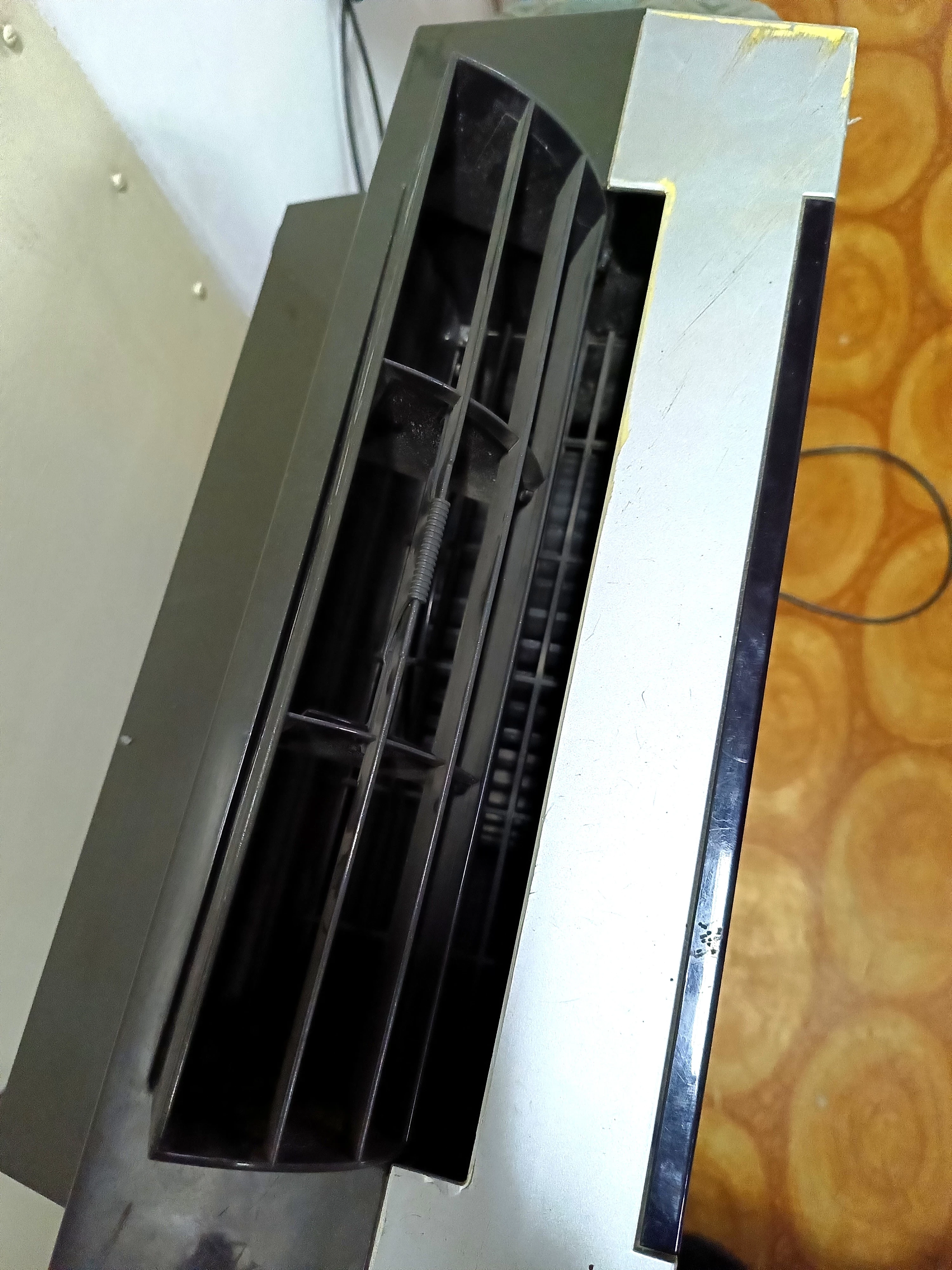 klimatyzator-przenosny-equation-wap-35dhh-stan-uzywany