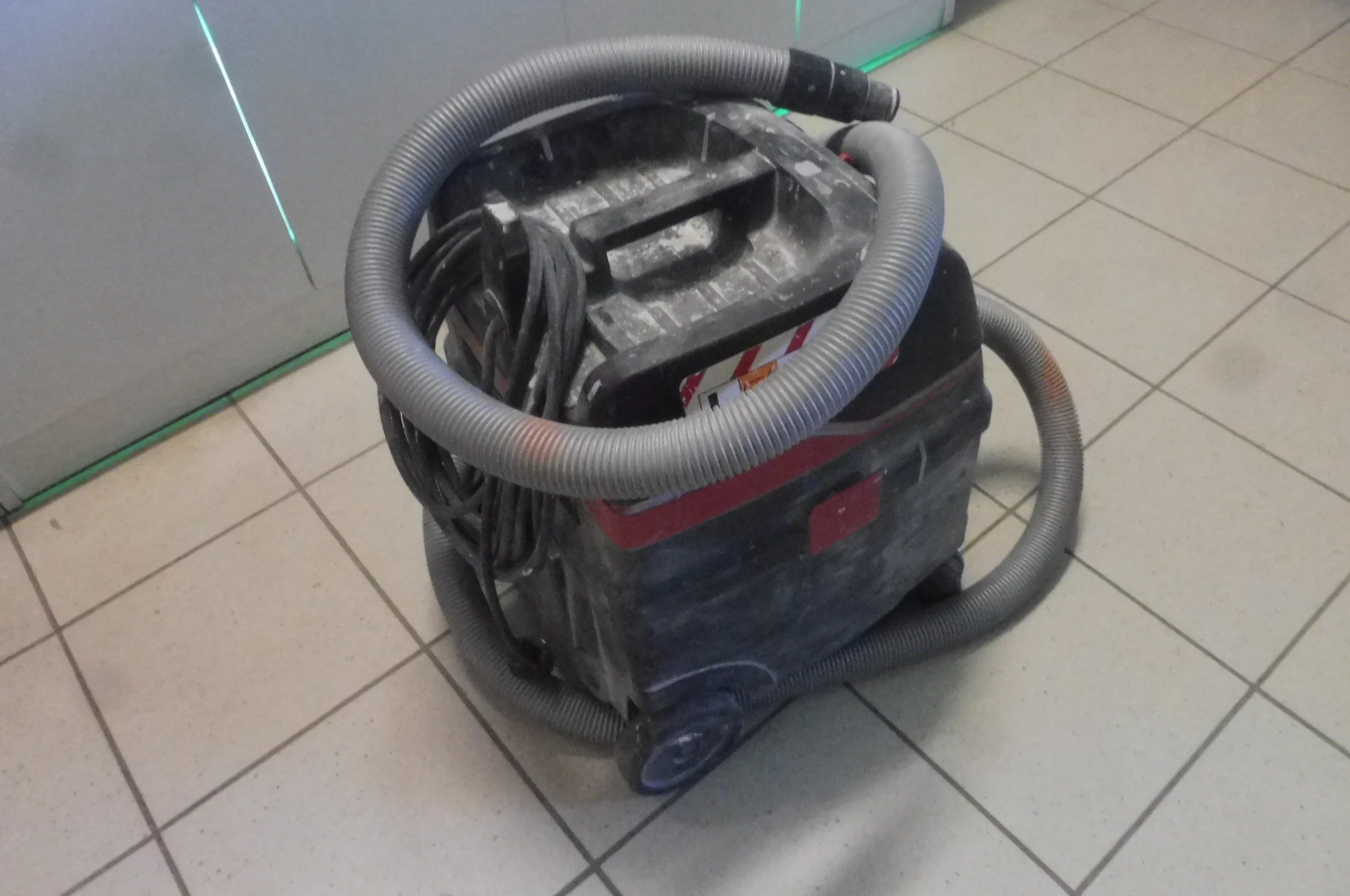 ODKURZACZ WARSZTATOWY 1400W ASR 25 L SC METABO | Odkurzacze przemysłowe ...