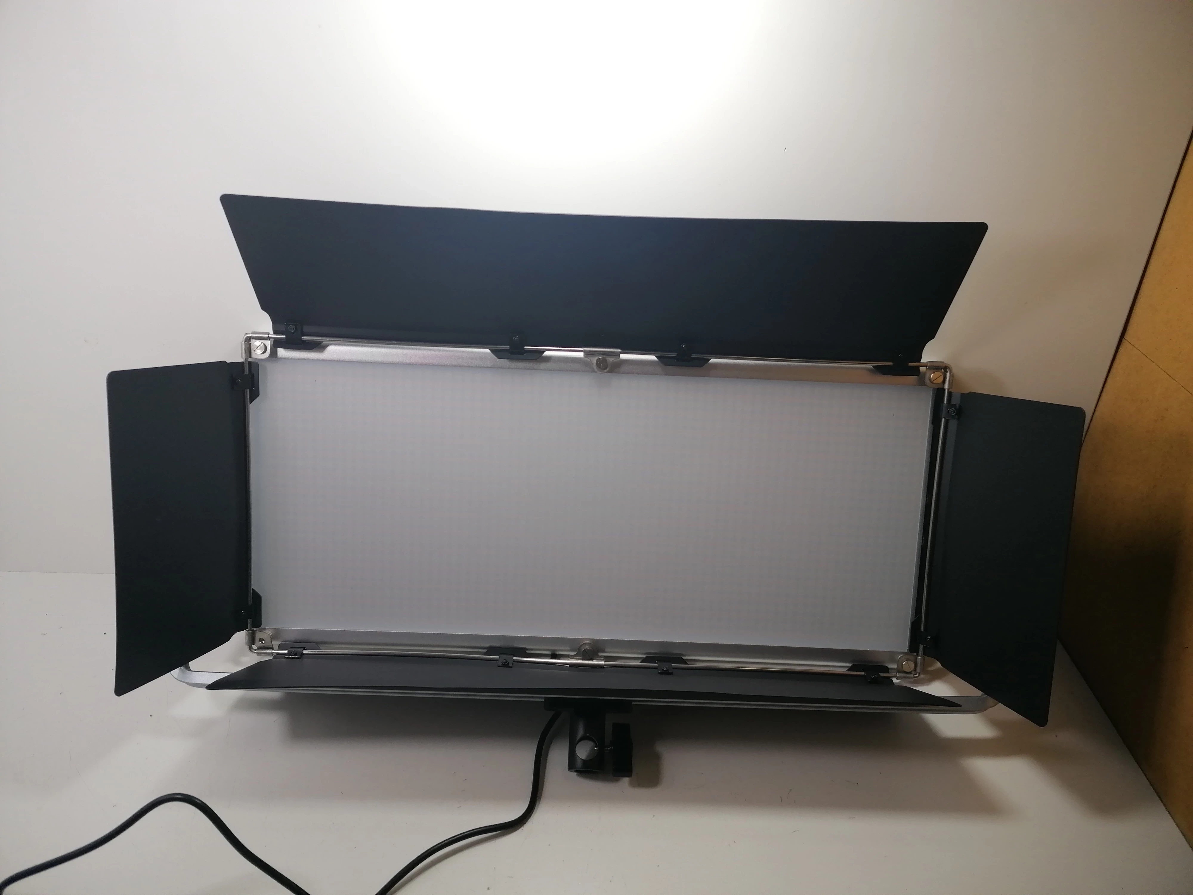 lampa-fotograficzna-neewer-nl1920-ean-gtin-6952344227435