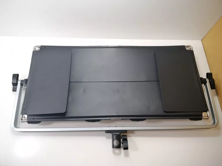 lampa-fotograficzna-neewer-nl1920-stan-uzywany