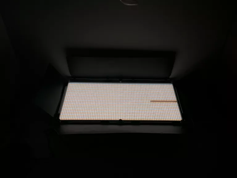 lampa-fotograficzna-neewer-nl1920-marka-neewer