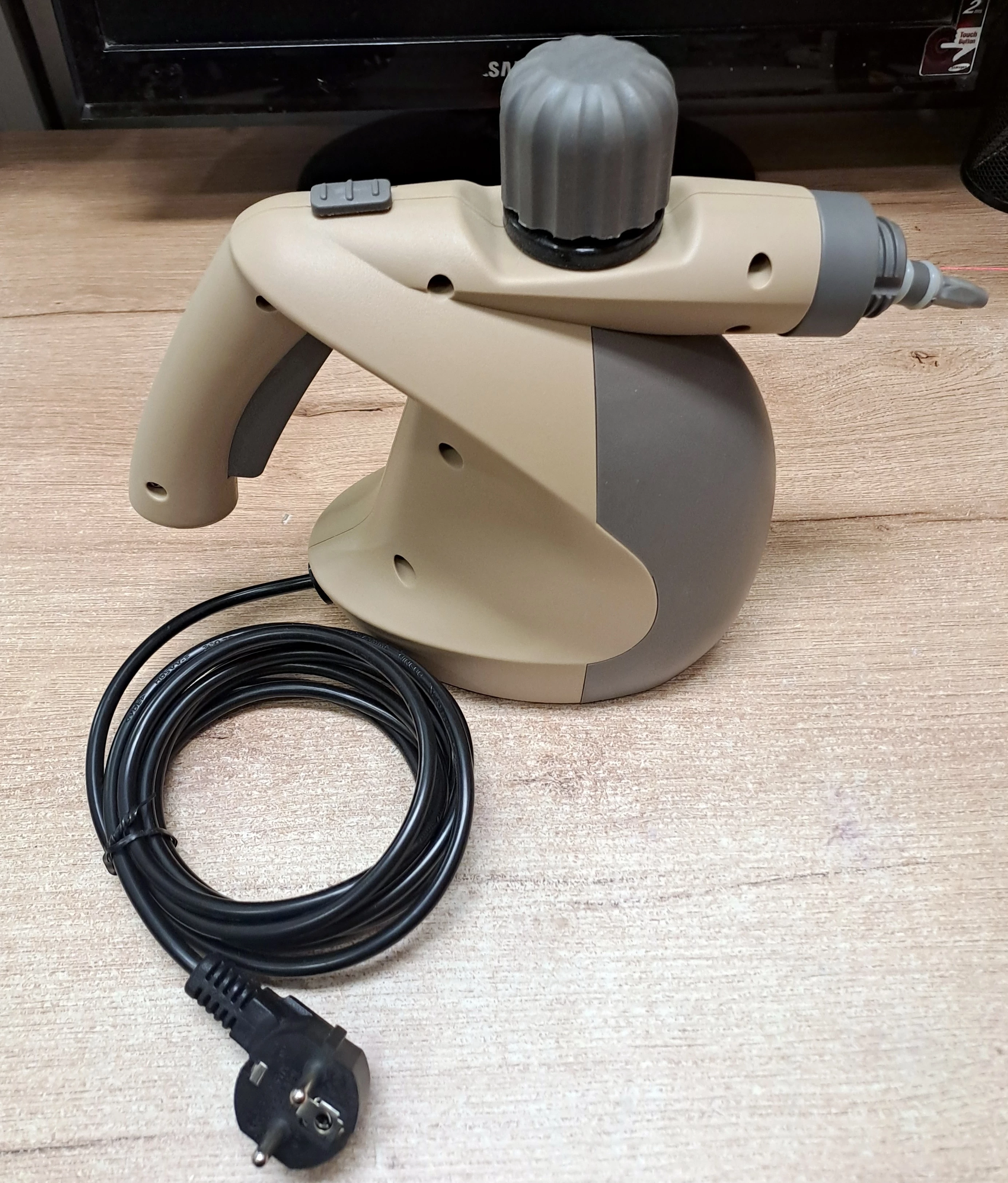 parownica-philipiak-jjb-306-moc-1100