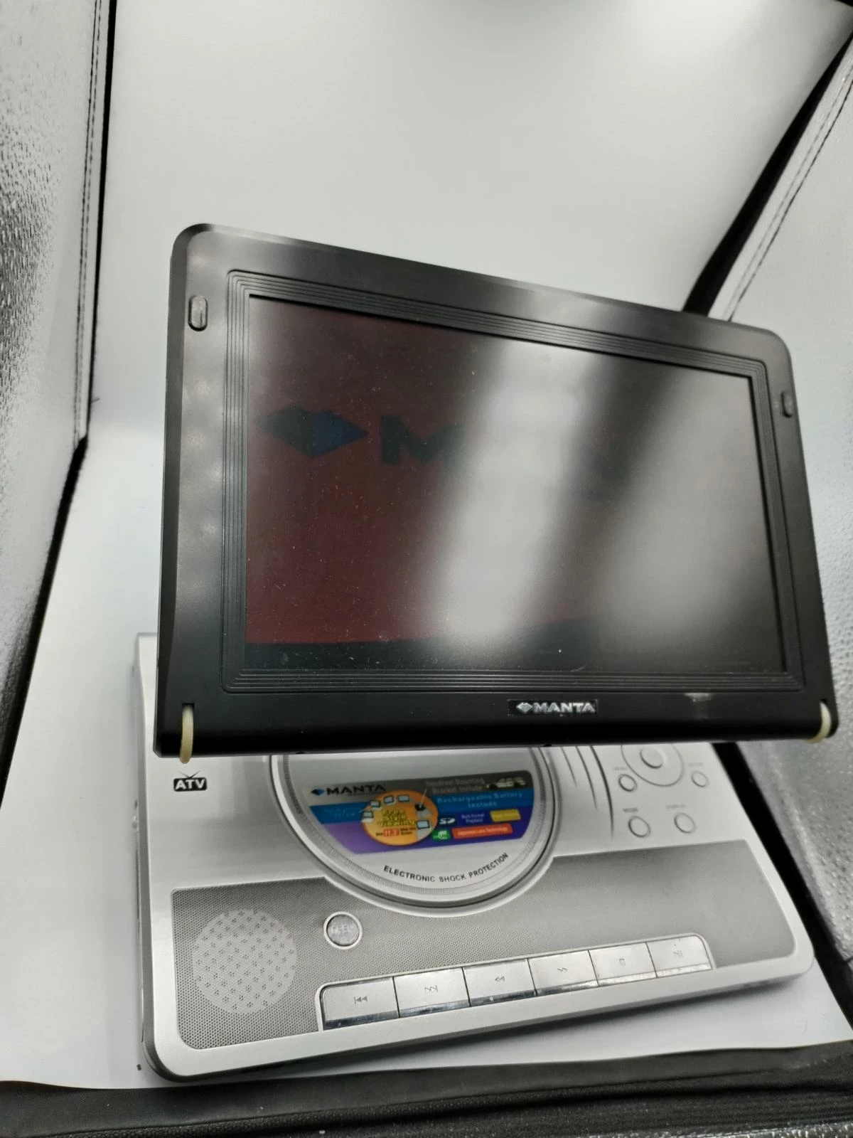 przenosny-odtwarzacz-dvd-manta-dvd-054-model-emperor