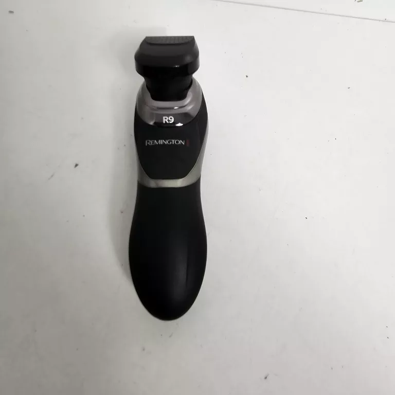 MASZYNKA DO WŁOSÓW REMINGTON R04 A