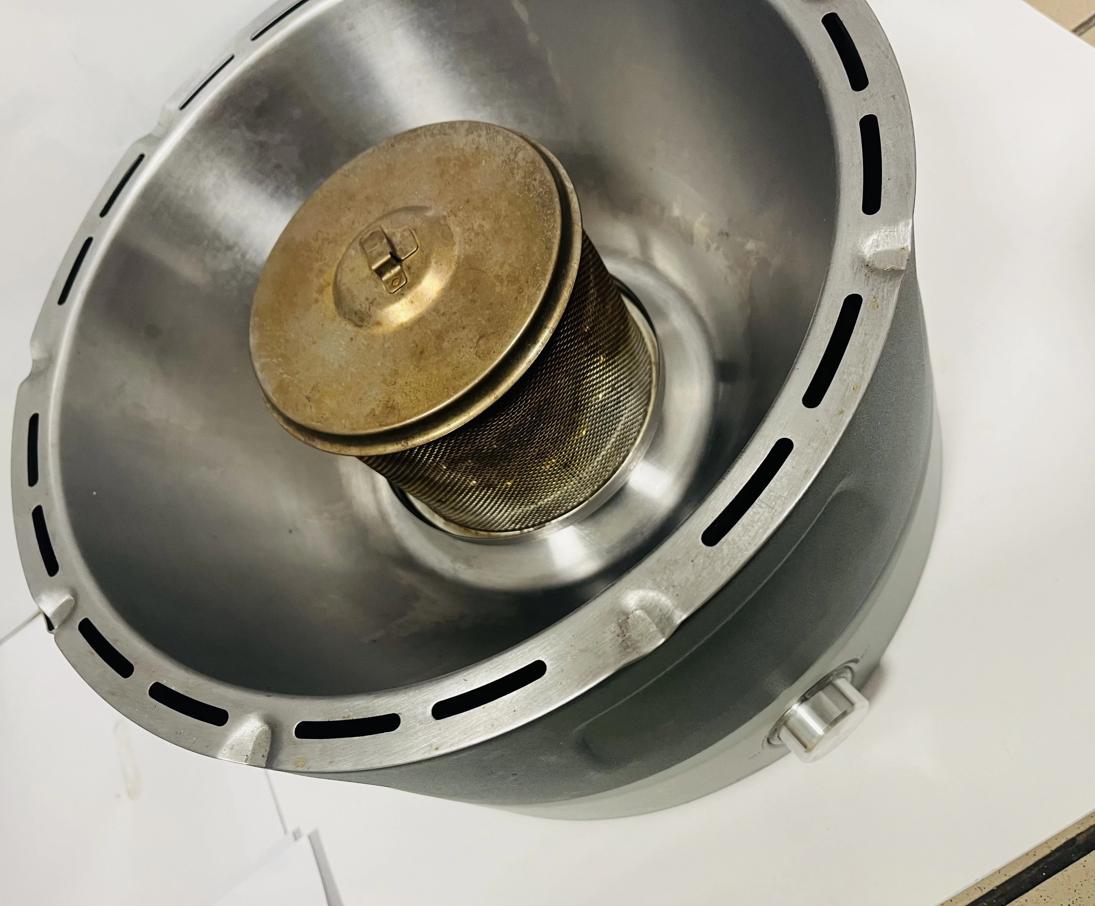 grill-weglowy-bezdymny-quigg-przenosny-szerokosc-rusztu-35