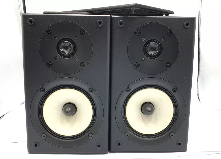 AMPLITUNER STEREO YAMAHA RX-E810 / DVD-E810 / 2 KOLUMNY ONKYO