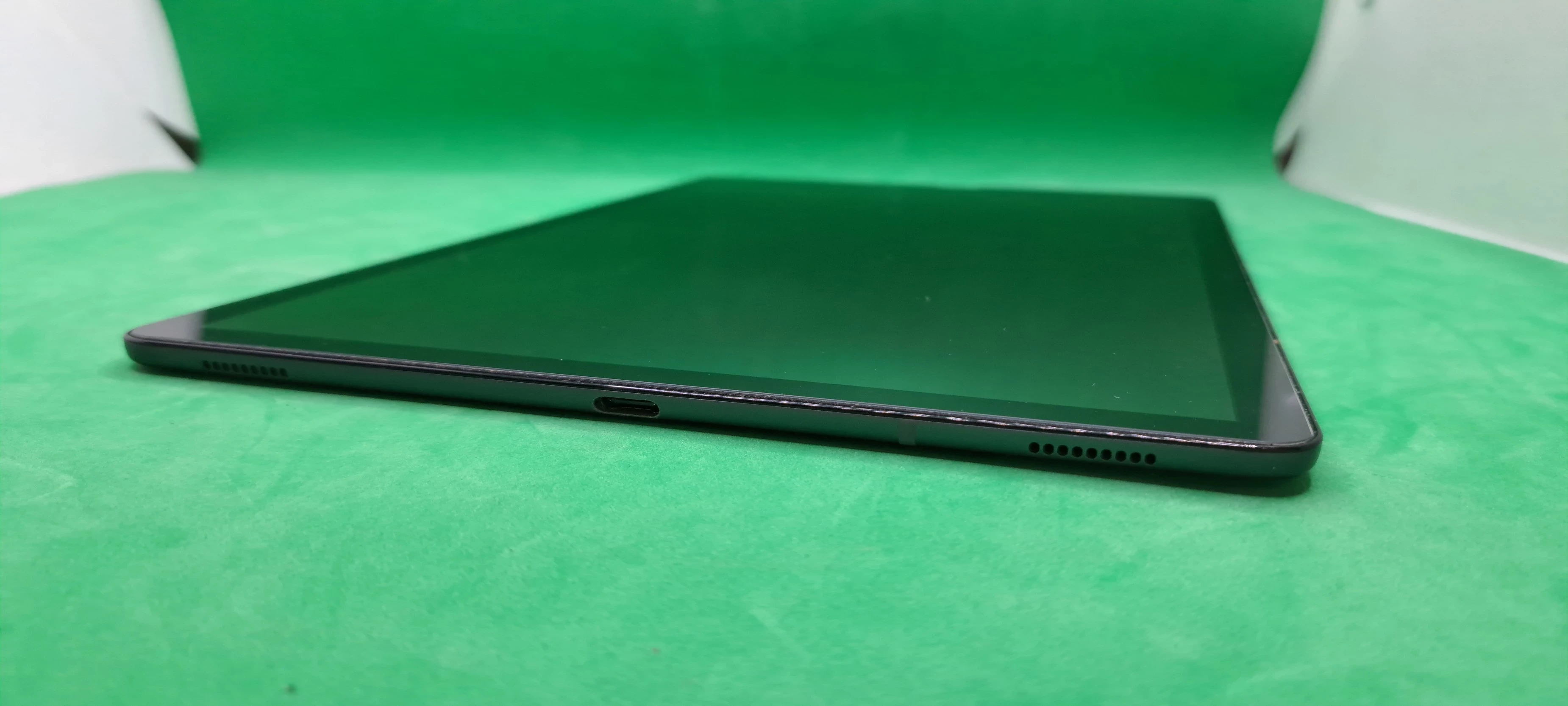 tablet-samsung-galaxy-tab-s5e-464gb-lte-komunikacja-bluetooth