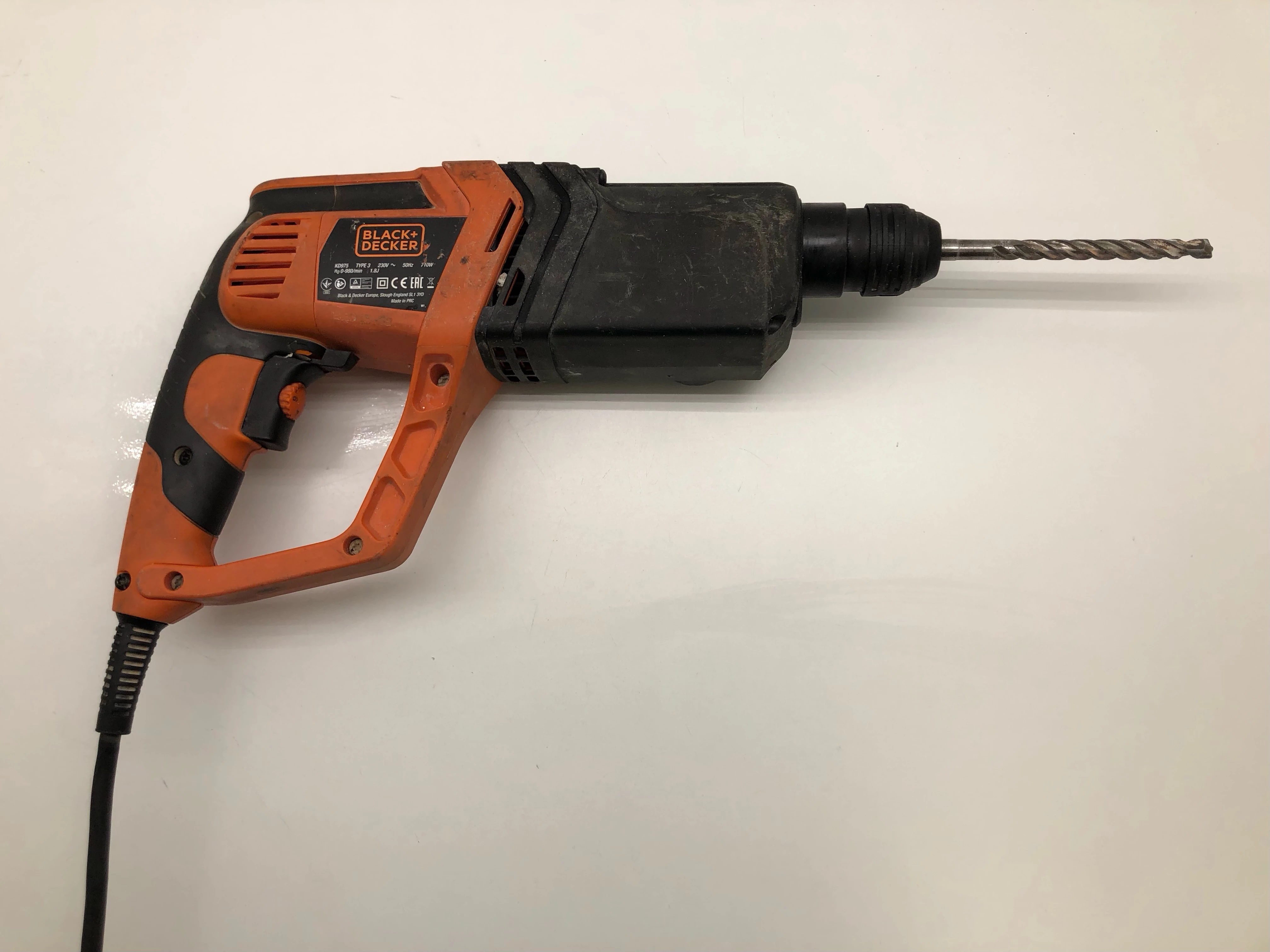 black-decker-kd975-mlotowiertarka-maksymalna-moc-71000