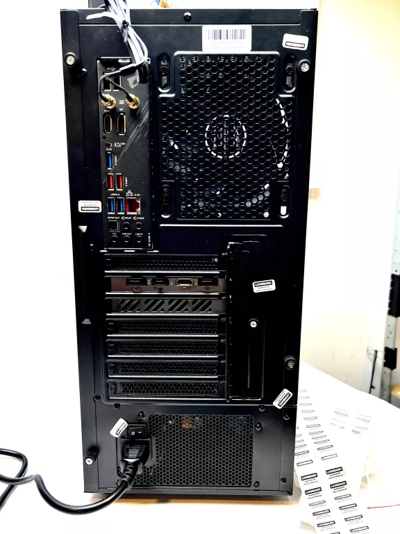 komputer-rtx-4060-2t-dysk-32gb-ram-win-11-faktury-liczba-rdzeni-procesora-3