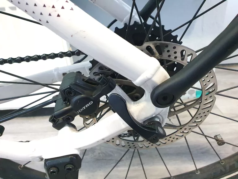ROWER ELEKTRYCZNY GIANT LIV AMITI E+3