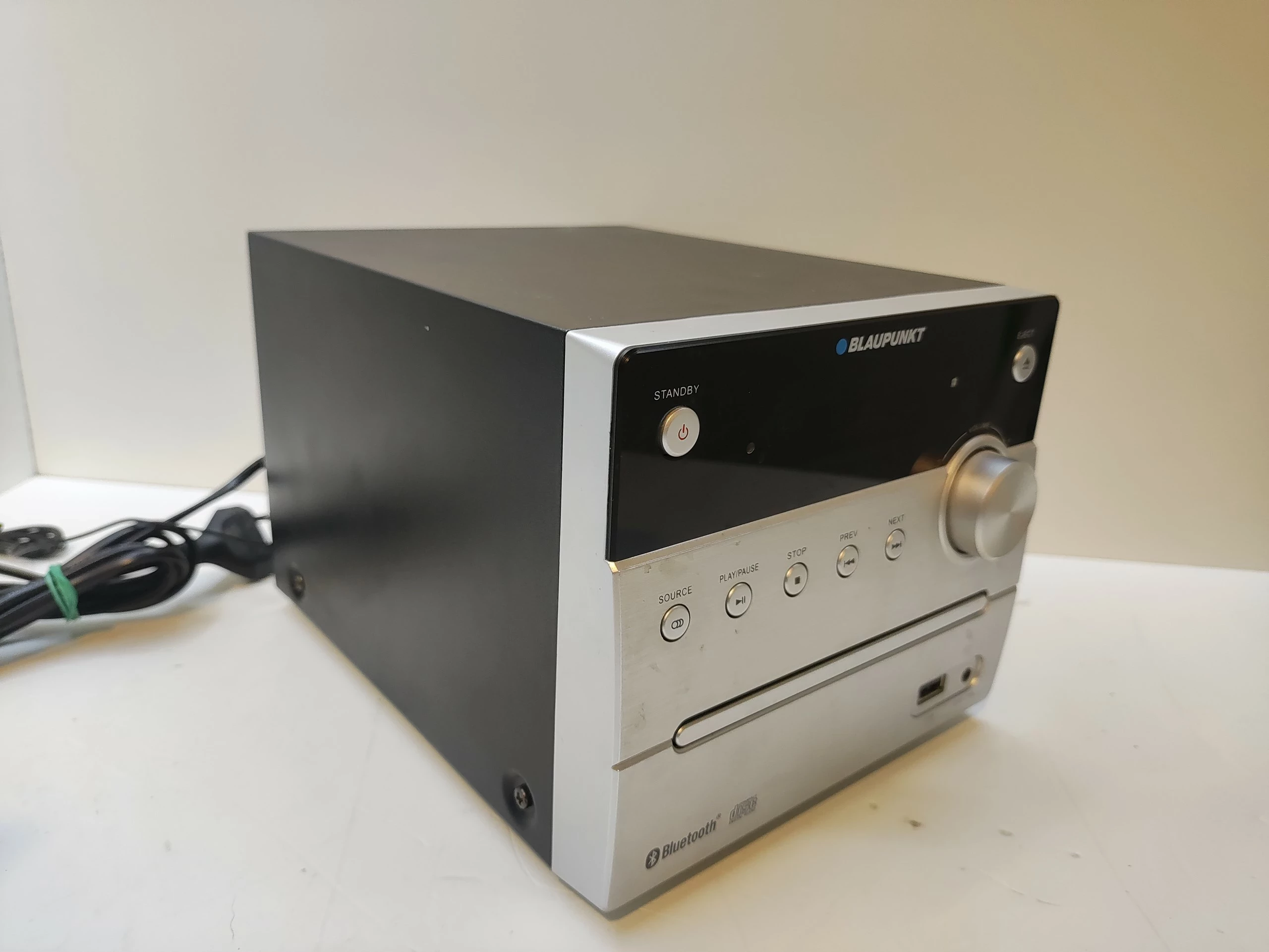 mini-wieza-blaupunkt-ms12bt-2x-glosnik-pilot-rodzaj-odtwarzanych-nosnikow-cd-audio