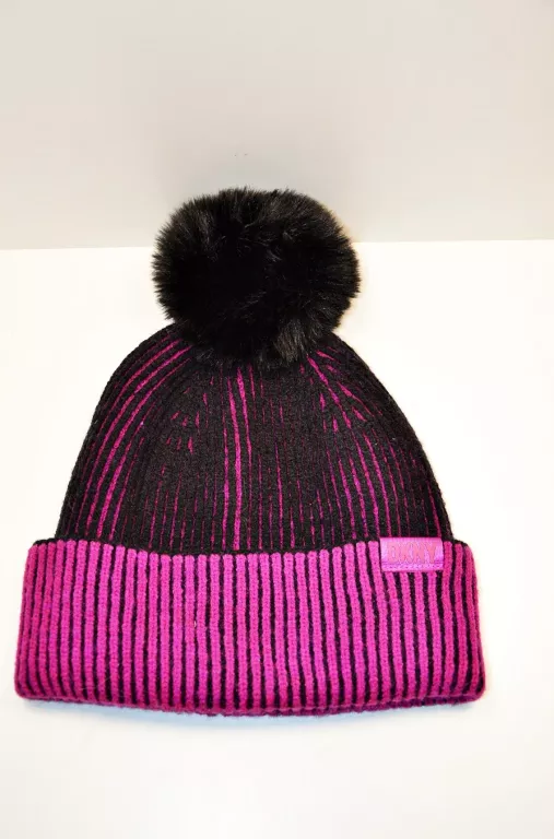 czapka-zimowa-dkny-marka-dkny