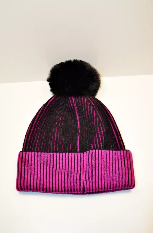 czapka-zimowa-dkny-stan-powystawowy