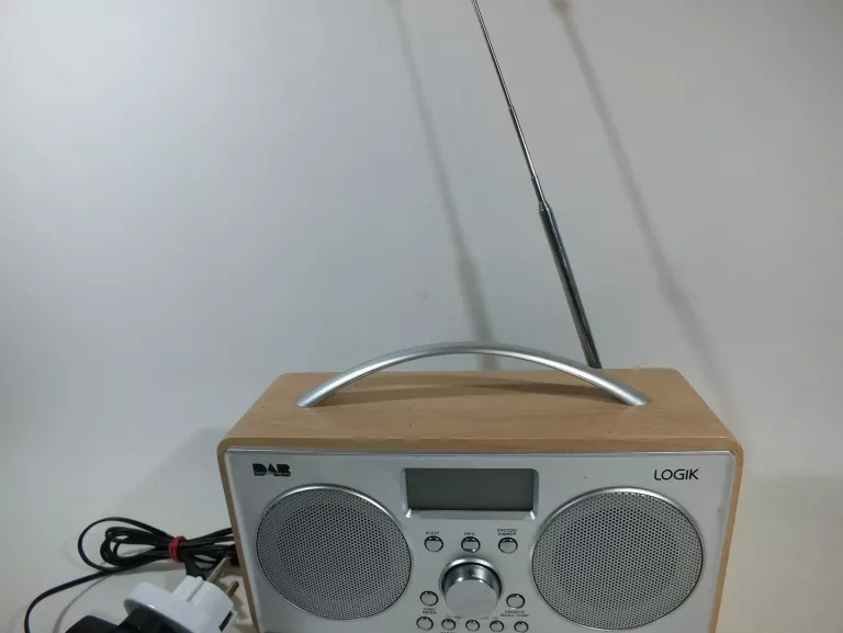 RADIO LOGIK L55DAB15 BN