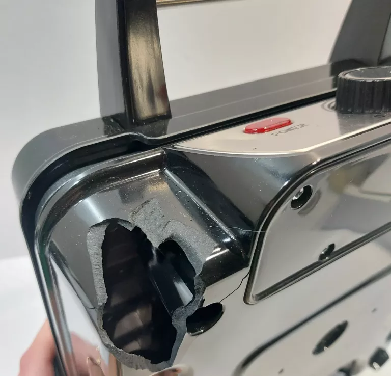GOFROWNICA OPIEKACZ NA 4 GOFRY 1100W FIRST AUSTRIA
