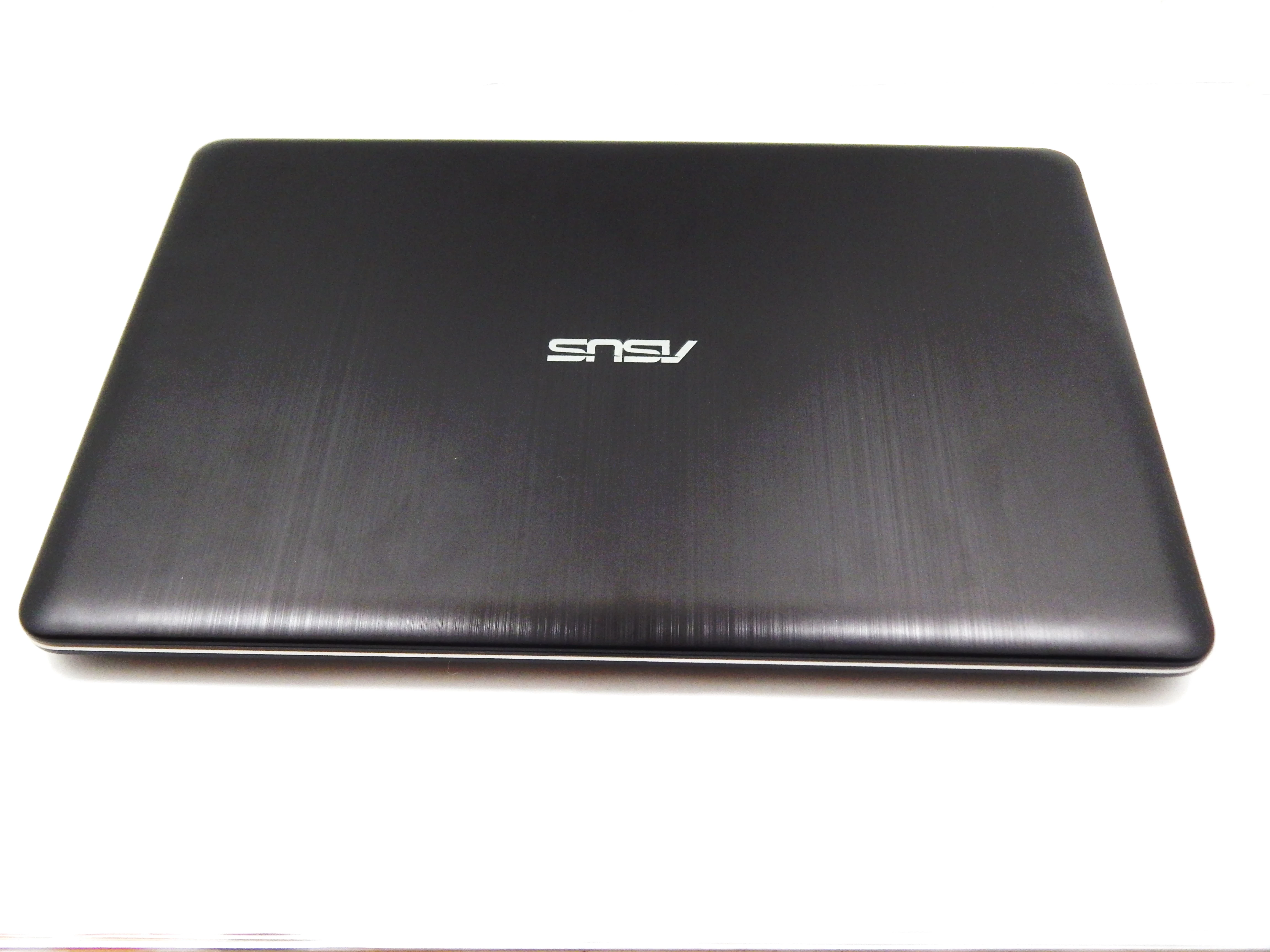 laptop-asus-x540u-8gb256gb-liczba-rdzeni-procesora-4
