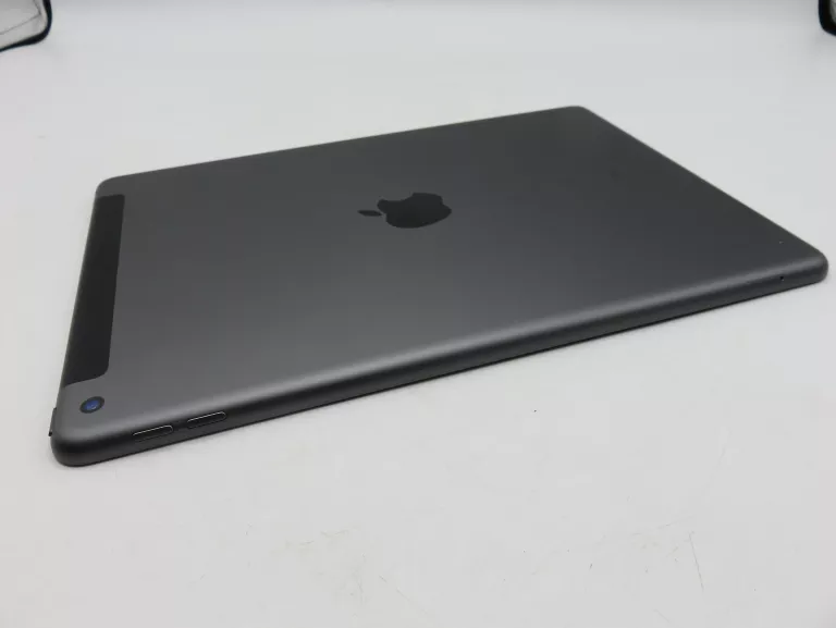 TABLET APPLE IPAD 8GEN A2429 32GB LTE NA CZĘŚCI