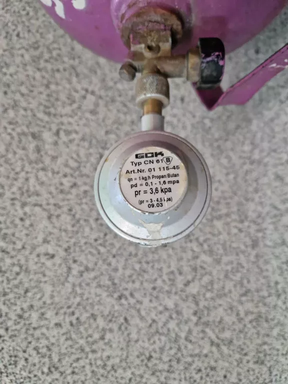 BUTLA GAZOWA PROPAN BUTAN 8KG Z REDUKTOREM