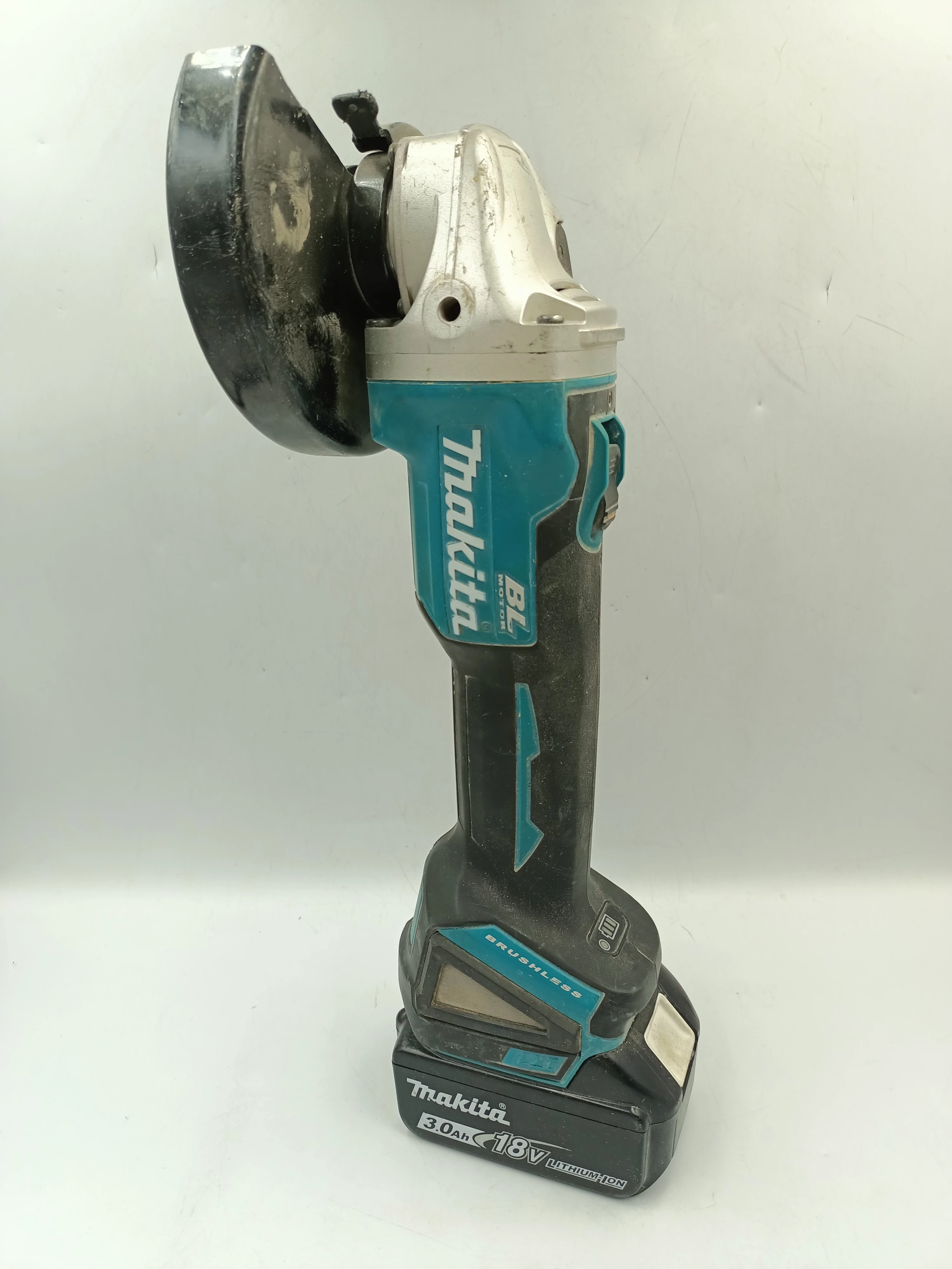 szlifierka-katowa-makita-dga504-type-ii-niepodleglosci-26-czechowice-sc