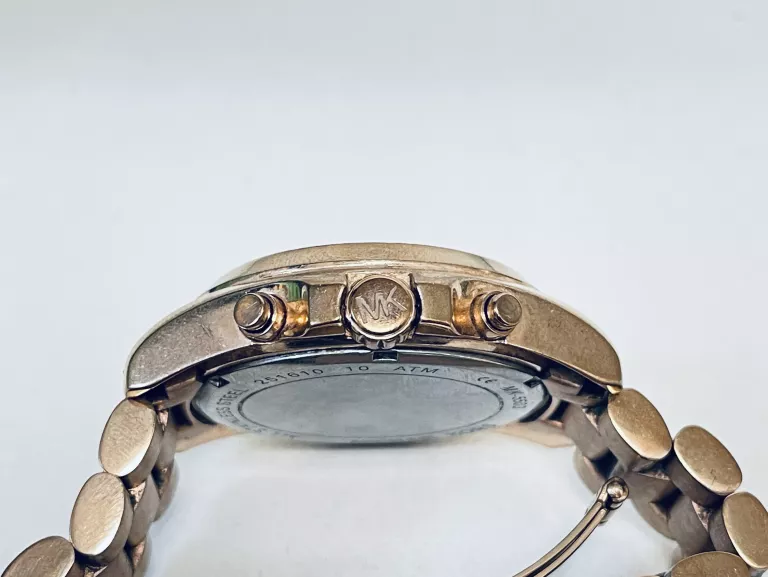 zegarek-michael-kors-mk-5503-funkcje-datownik