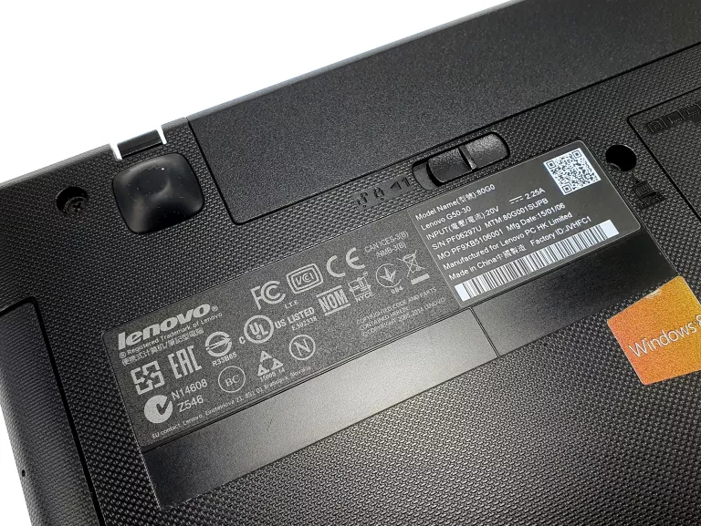 LAPTOP LENOVO G50-30 4GB/500GB/ ZASILACZ
